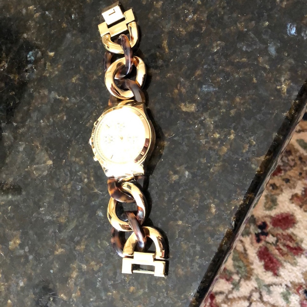 Michael Kors Gold and tortes shell Watch